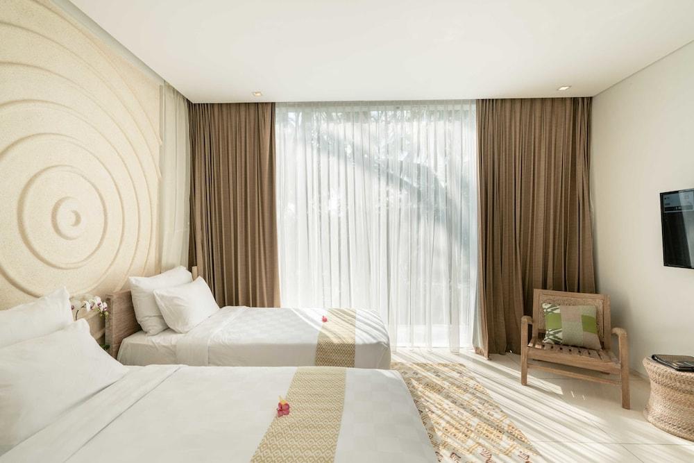 Svarga Resort Lombok Senggigi Eksteriør billede