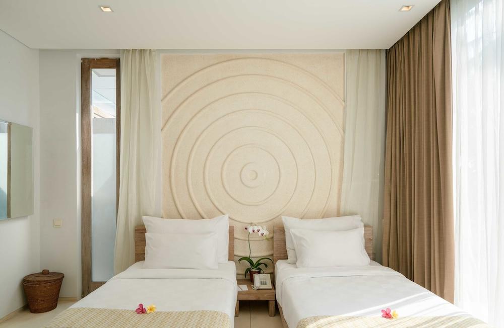 Svarga Resort Lombok Senggigi Eksteriør billede