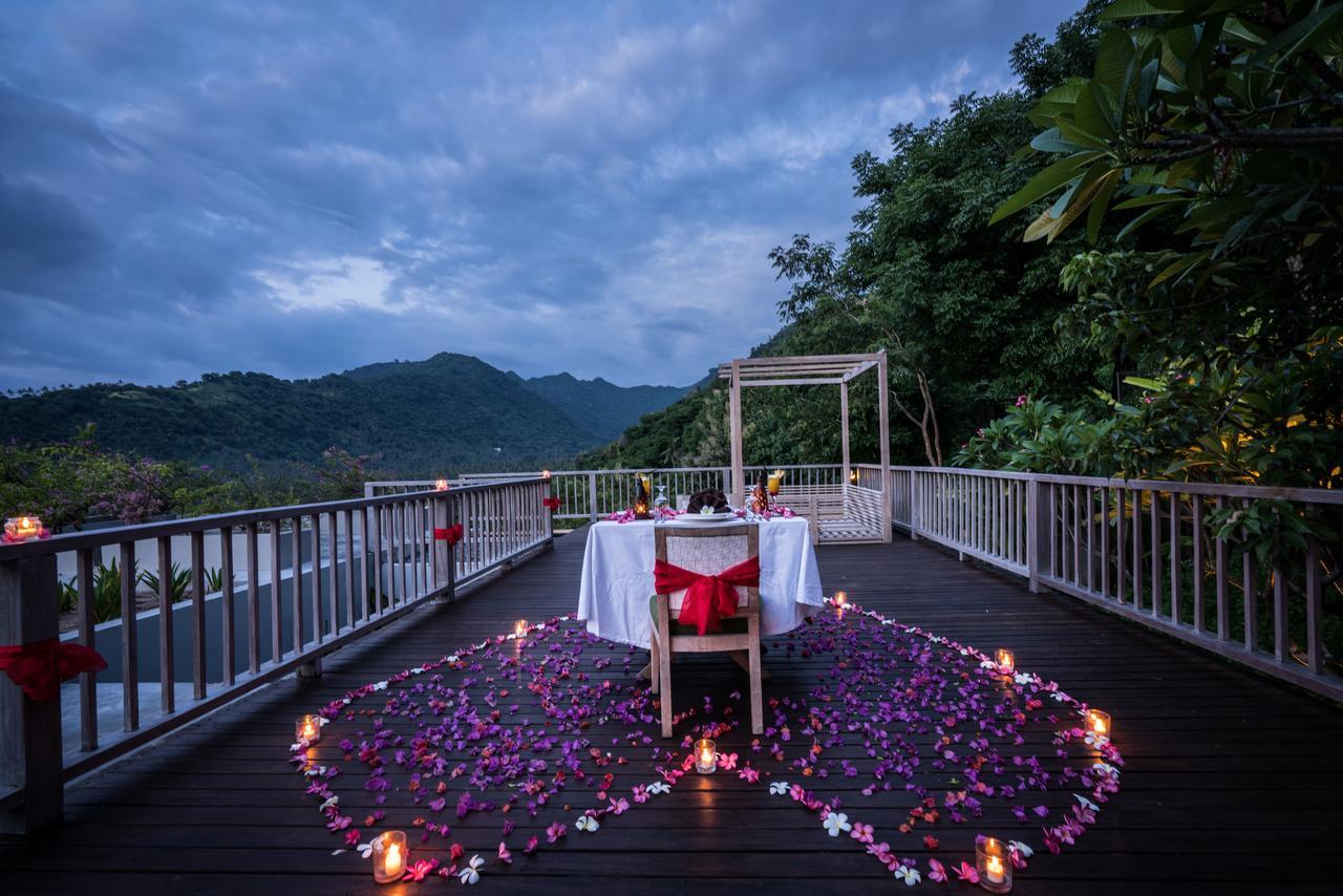 Svarga Resort Lombok Senggigi Eksteriør billede